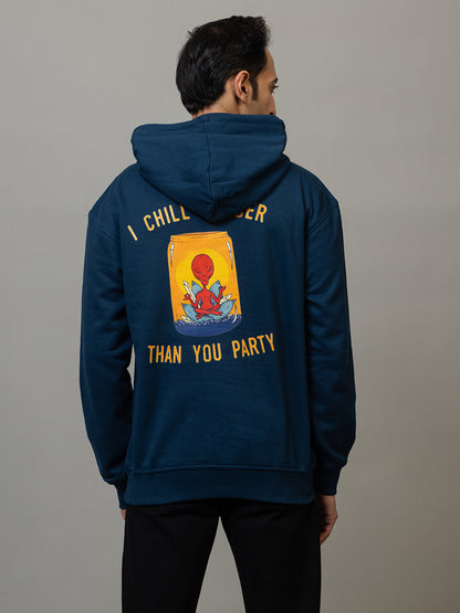 Men's 'I Chill Harder' Meditation Alien Back Graphic Hoodie - Polar Midnight Navy