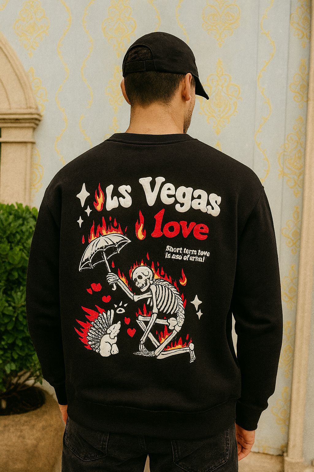 Black “Las Vegas” Sweatshirt – Sleek City Vibes, All-Season Style